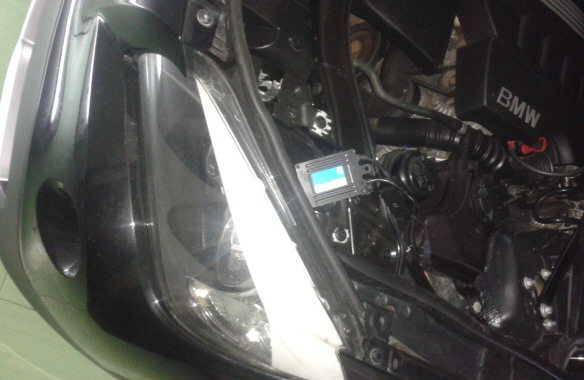 BMW X1 Ugradnja Xenon sijalica PHILIPS